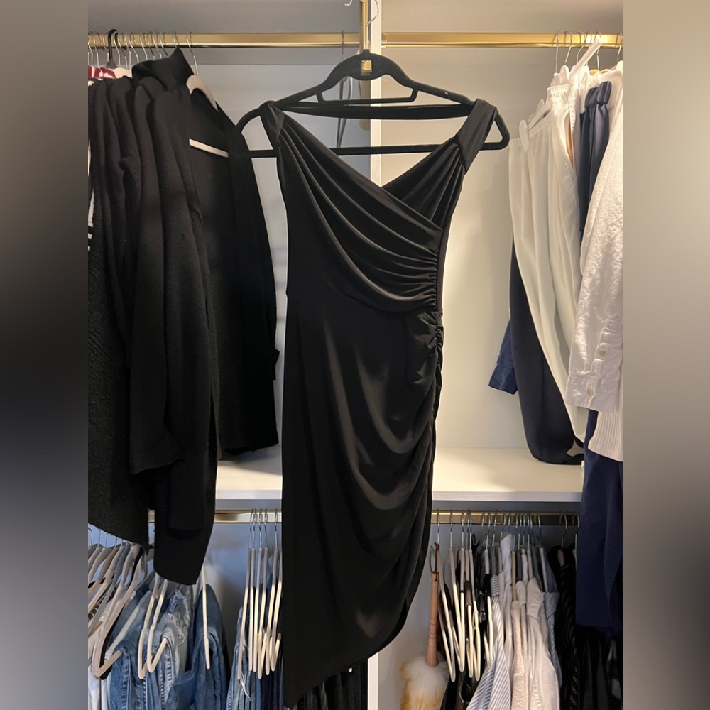 NORMA KAMALI
Cayla Side Drape Dress. Size XS